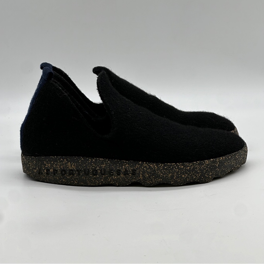 ASPORTUGUESAS City Wool Platform Sneakers. Size 9-9.5